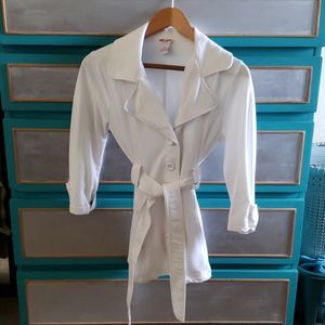 White Guess button up coat